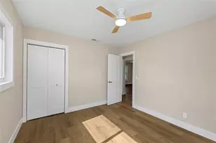 8017 31st Ave N, Saint Petersburg, FL 33710 - Photo 41