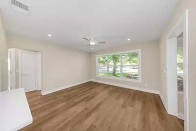 8017 31st Avenue N, Saint Petersburg, FL 33710 - Photo 33