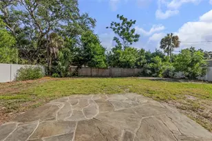 8017 31st Ave N, Saint Petersburg, FL 33710 - Photo 45