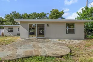 8017 31st Ave N, Saint Petersburg, FL 33710 - Photo 47