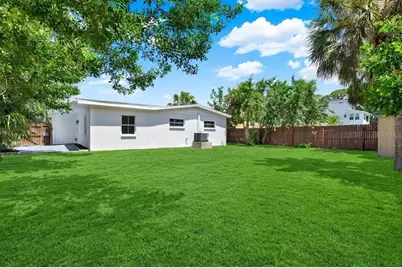 4200 Huntington Street NE, Saint Petersburg, FL 33703 - Photo 3