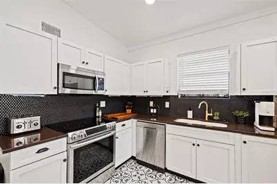 308 E Hollywood Street, Tampa, FL 33604 - Photo 17
