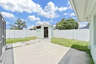 10902 Wingate Dr, Tampa, FL 33624 - Photo 43