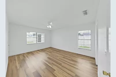 10902 Wingate Drive, Tampa, FL 33624 - Photo 41