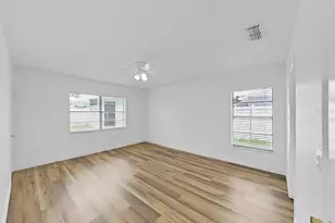 10902 Wingate Dr, Tampa, FL 33624 - Photo 41