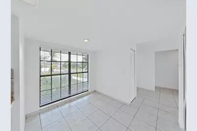 10902 Wingate Drive, Tampa, FL 33624 - Photo 15