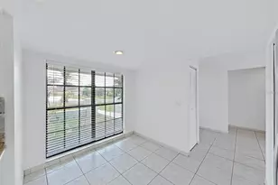 10902 Wingate Dr, Tampa, FL 33624 - Photo 15