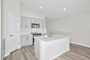 4607 Hikers Dr, Davenport, FL 33837 - Photo 7