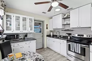 3152 13th Ave N, Saint Petersburg, FL 33713 - Photo 11