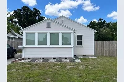 3152 13th Avenue N, Saint Petersburg, FL 33713 - Photo 1