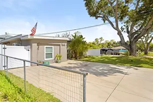 5041 Maplewood, Hernando Beach, FL 34607 - Photo 13
