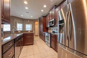 1809 Bonita Bluff Ct, Ruskin, FL 33570 - Photo 11