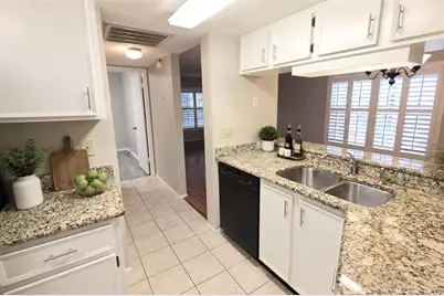 14662 Norwood Oaks Drive #104, Tampa, FL 33613 - Photo 17