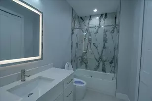 7006 Thatcher Ave, Tampa, FL 33614 - Photo 23