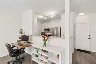 4221 W Spruce St, Tampa, FL 33607 - Photo 17
