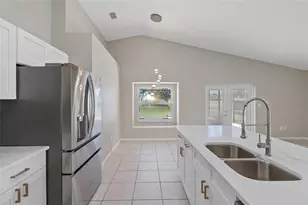 1831 Erin Brooke Dr, Valrico, FL 33594 - Photo 3