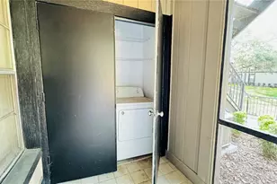 4032 Tumble Wood Trl, Tampa, FL 33613 - Photo 15