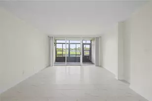 2618 Cove Cay Dr, Clearwater, FL 33760 - Photo 17