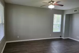 7215 Colonial Lake Dr, Riverview, FL 33578 - Photo 9