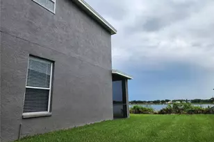 7215 Colonial Lake Dr, Riverview, FL 33578 - Photo 23