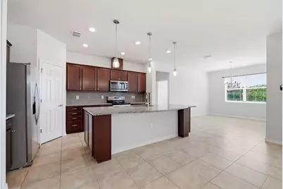 7912 Yale Harbor Drive, Wesley Chapel, FL 33545 - Photo 9