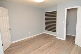 8603 Fancy Finch Dr, Tampa, FL 33614 - Photo 27