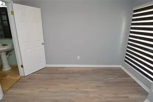 8603 Fancy Finch Dr, Tampa, FL 33614 - Photo 31