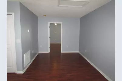 8532 Edgewater Place Boulevard, Tampa, FL 33615 - Photo 27
