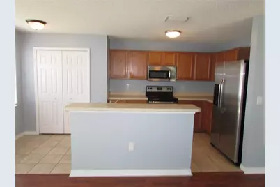 8532 Edgewater Place Boulevard, Tampa, FL 33615 - Photo 7