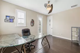 14231 Avon Farms Dr, Tampa, FL 33618 - Photo 37