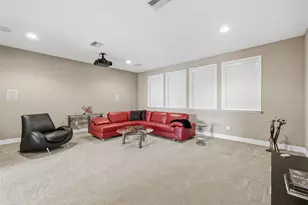 14231 Avon Farms Dr, Tampa, FL 33618 - Photo 33