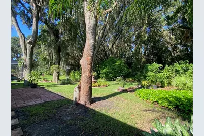 10542 San Travaso Drive, Tampa, FL 33647 - Photo 39
