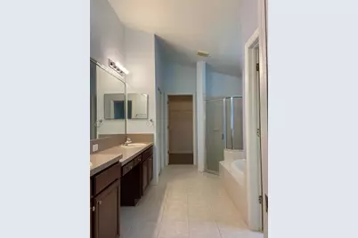 10542 San Travaso Drive, Tampa, FL 33647 - Photo 23