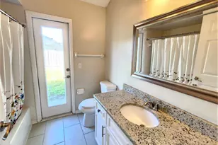 13404 Ironton Dr, Tampa, FL 33626 - Photo 11