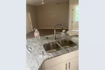 14910 Laurie Lane, Tampa, FL 33613 - Photo 9