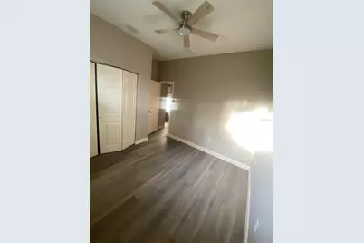 14910 Laurie Lane, Tampa, FL 33613 - Photo 11