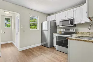 5105 Rohn Ave, Tampa, FL 33614 - Photo 11