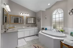 731 Brittany Park Blvd, Tarpon Springs, FL 34689 - Photo 21
