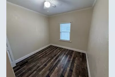 3833 Iris Street N, Saint Petersburg, FL 33703 - Photo 17