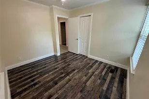 3833 Iris St N, Saint Petersburg, FL 33703 - Photo 11