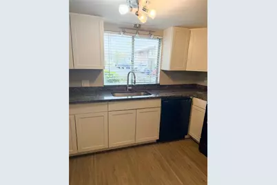 3850 N Lake Drive #140, Tampa, FL 33614 - Photo 7