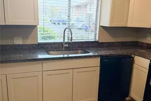 3850 N Lake Dr, Tampa, FL 33614 - Photo 7
