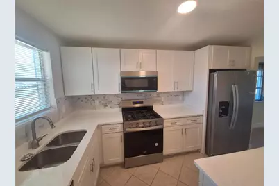 3128 59th Street S #115, Gulfport, FL 33707 - Photo 3