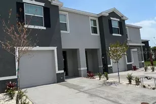 5330 Dragonfly Dr, Wildwood, FL 34785 - Photo 1