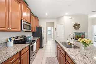 11767 Lake Blvd, New Port Richey, FL 34655 - Photo 5
