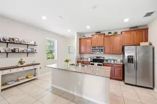 11767 Lake Blvd, New Port Richey, FL 34655 - Photo 7