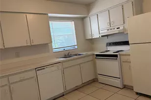 176 Margie St, Palm Harbor, FL 34683 - Photo 3