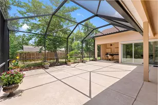 2103 Carroll Landing Dr, Tampa, FL 33612 - Photo 3