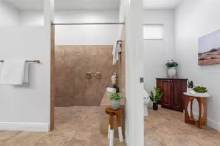2103 Carroll Landing Dr, Tampa, FL 33612 - Photo 15