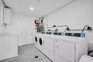 9715 Harrell Ave, Treasure Island, FL 33706 - Photo 19